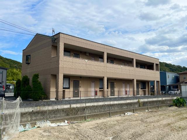ＪＲ山陽本線 姫路駅 バス乗車時間：20分 最寄りバス停で下車 徒歩3分 築19年