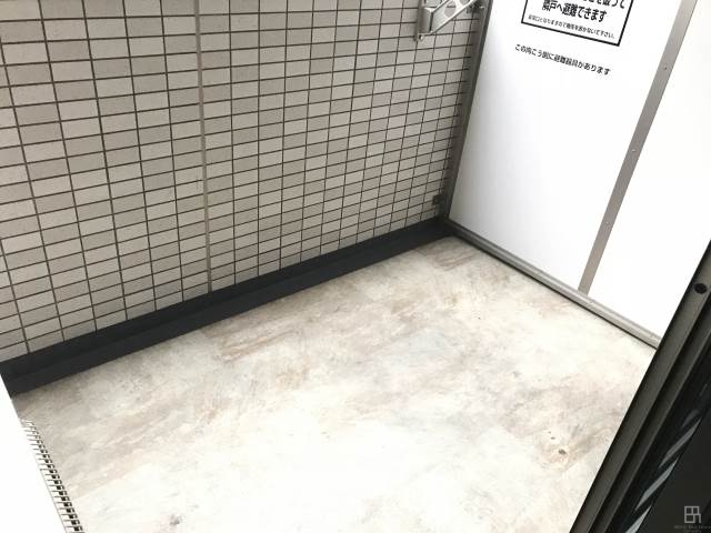 バルコニー
