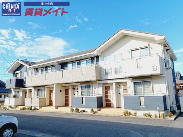 プラシード平和 B