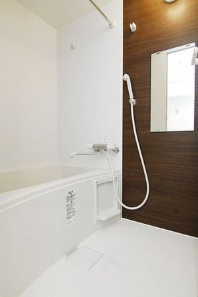 バス・シャワールーム　別部屋参考写真