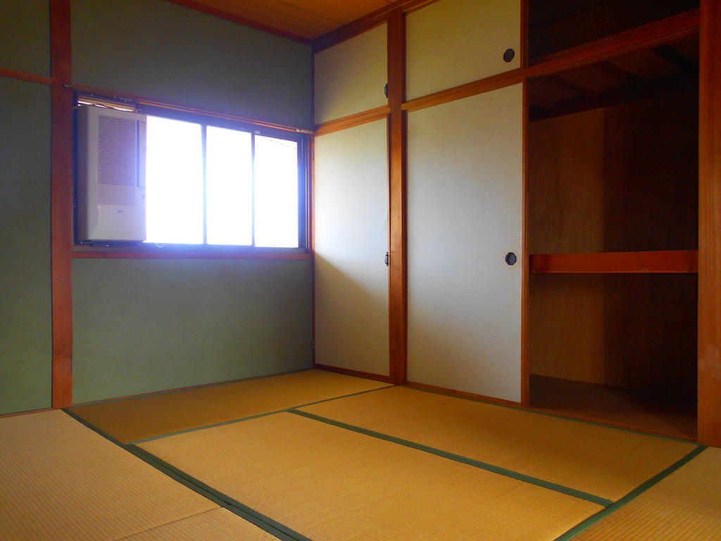熊本市北区 2階建 築43年の居間写真