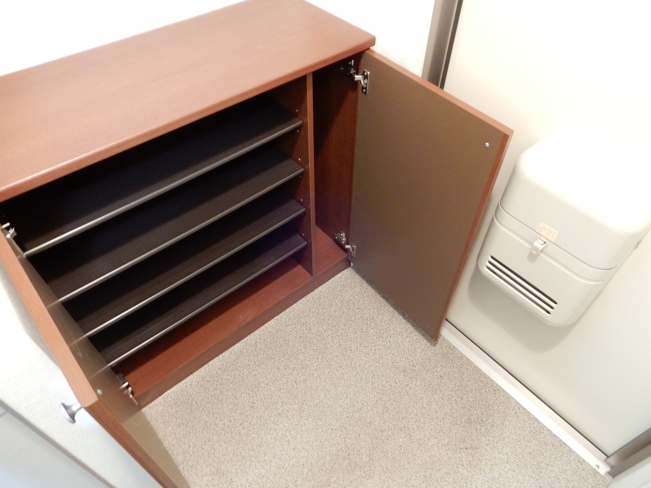 玄関　シューズボックス付き☆玄関