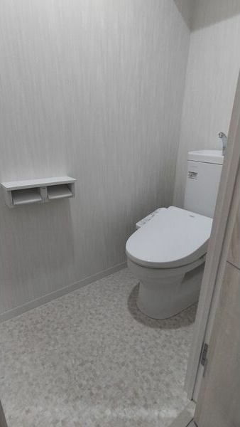 あおなみ線 南荒子駅 徒歩10分 12階建 築4年のトイレ写真