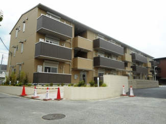 建物外観　グランシャリオ藤