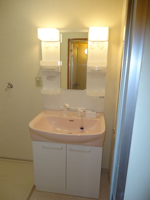 洗面設備　洗髪洗面化粧台