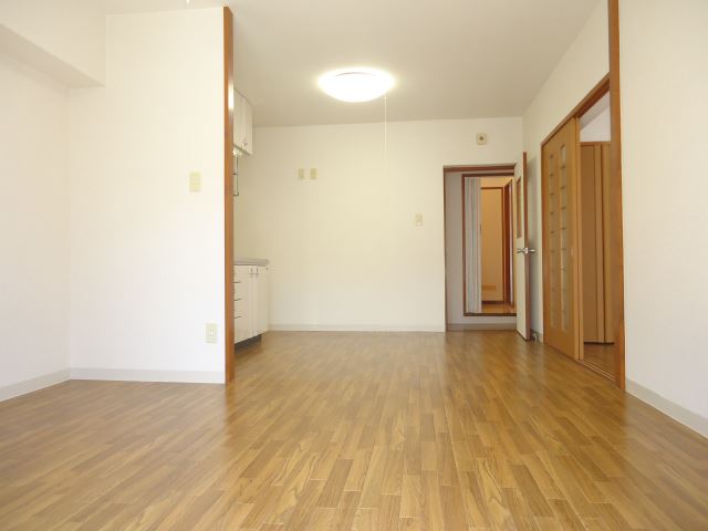 居室・リビング　リビング