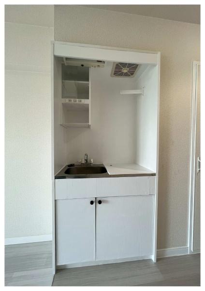 キッチン　収納が多くて助かりますね☆