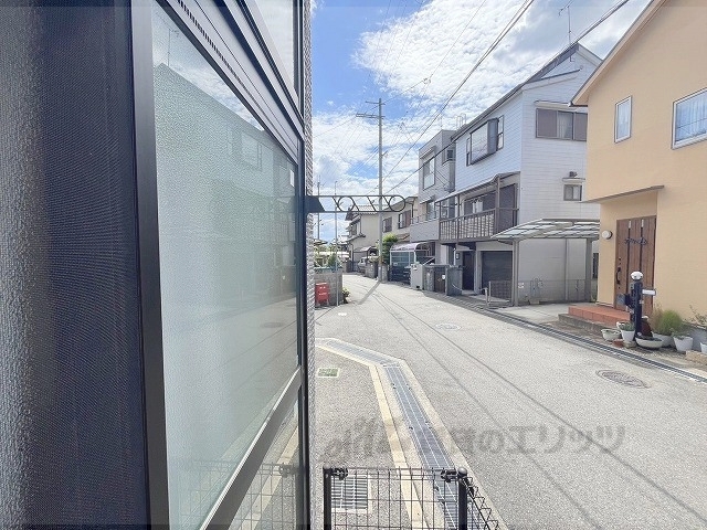 【北葛城郡王寺町畠田のアパートのバルコニー】