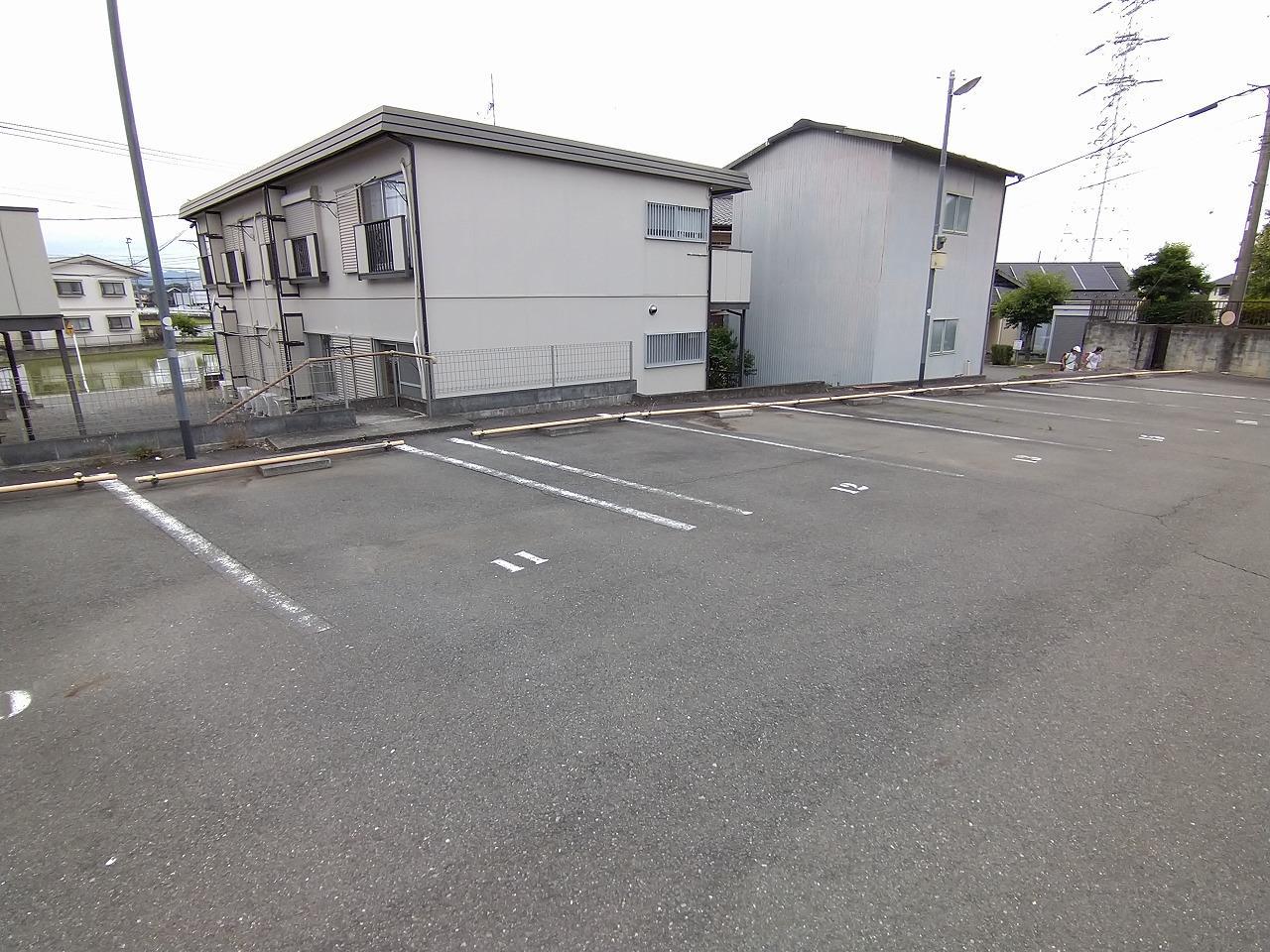 【コーポ平田の駐車場】