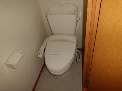 トイレ　ウォッシュレットでいつも清潔に。
