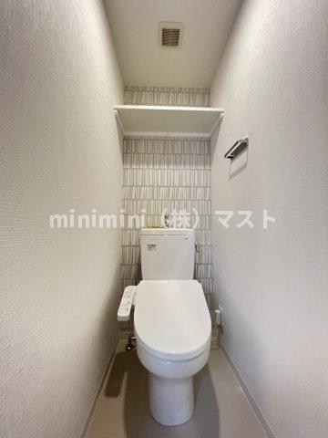 トイレ　別室カラー参考写真