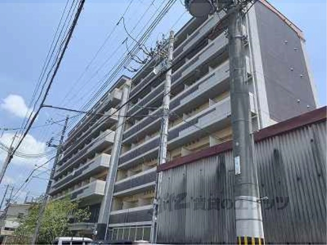 京都市中京区西ノ京小倉町のマンションの建物外観