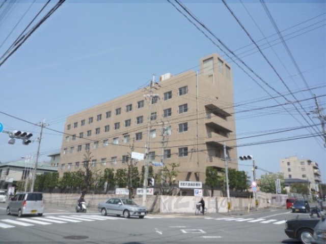 【京都市中京区西ノ京小倉町のマンションの病院】