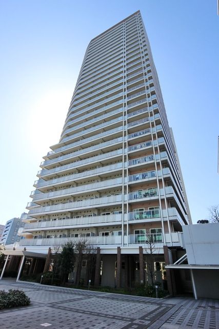 【品川区東品川のマンションの建物外観】