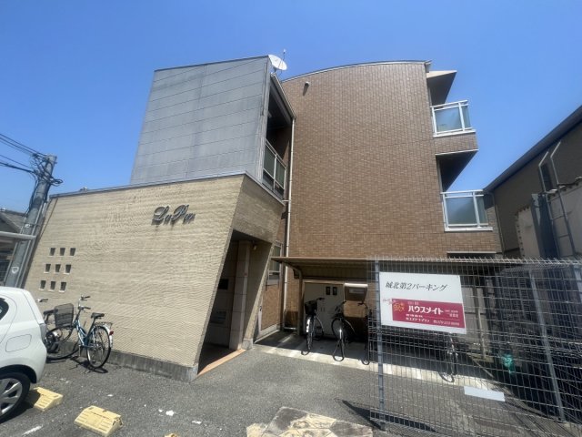 姫路市城北新町のマンションの建物外観