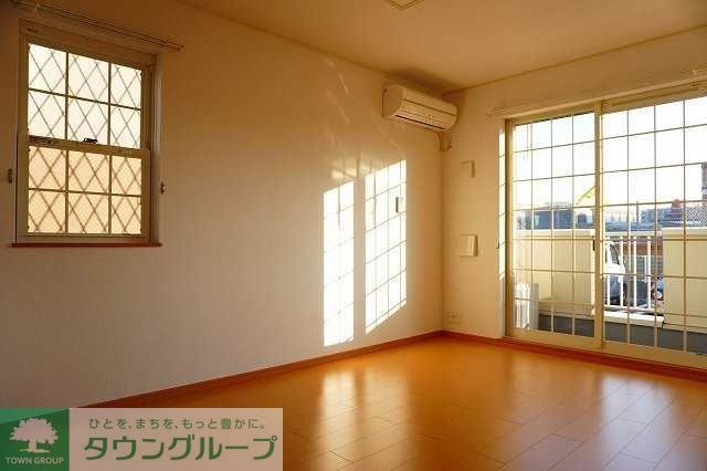居室・リビング　現地待ち合わせ歓迎♪お問合せはタウンハウジングまで！