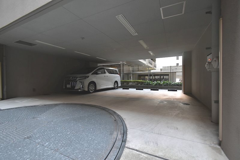 駐車場　駐車場