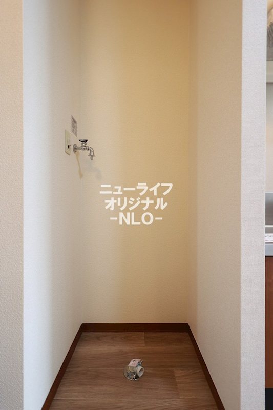 その他　キッチン脇に洗濯機置き場があります☆
