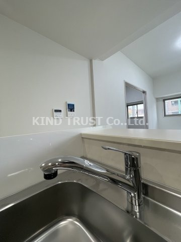 キッチン　ホース付き水栓です