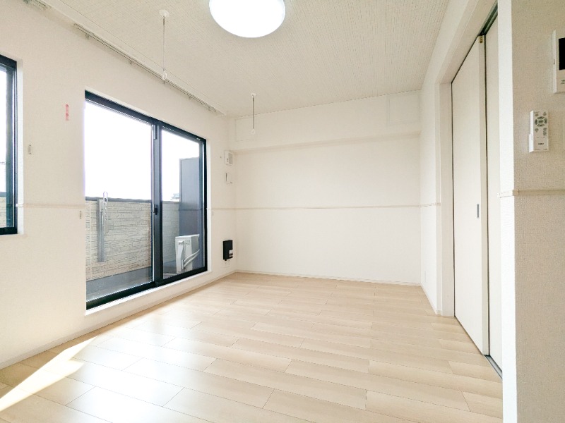 居室・リビング　図面と現状に相違がある場合には現状を優先