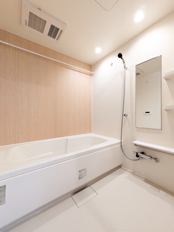 バス・シャワールーム　図面と現状に相違がある場合には現状を優先