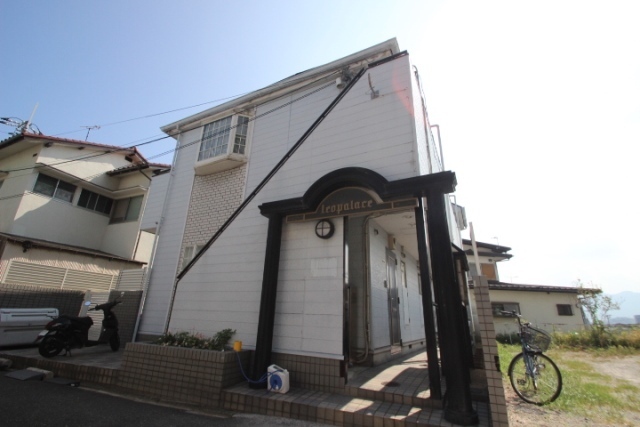 ＳＡＫＵＲＡＳＡＫＵの建物外観