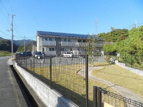 建物外観　外観写真（昼）