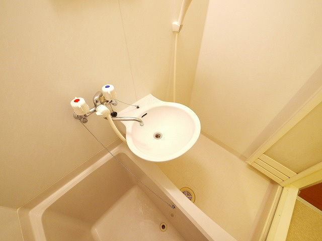 洗面設備　忙しい朝には欠かせない洗面所です