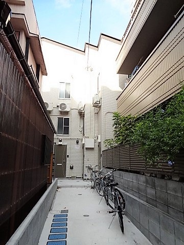 エントランス　保証人不要