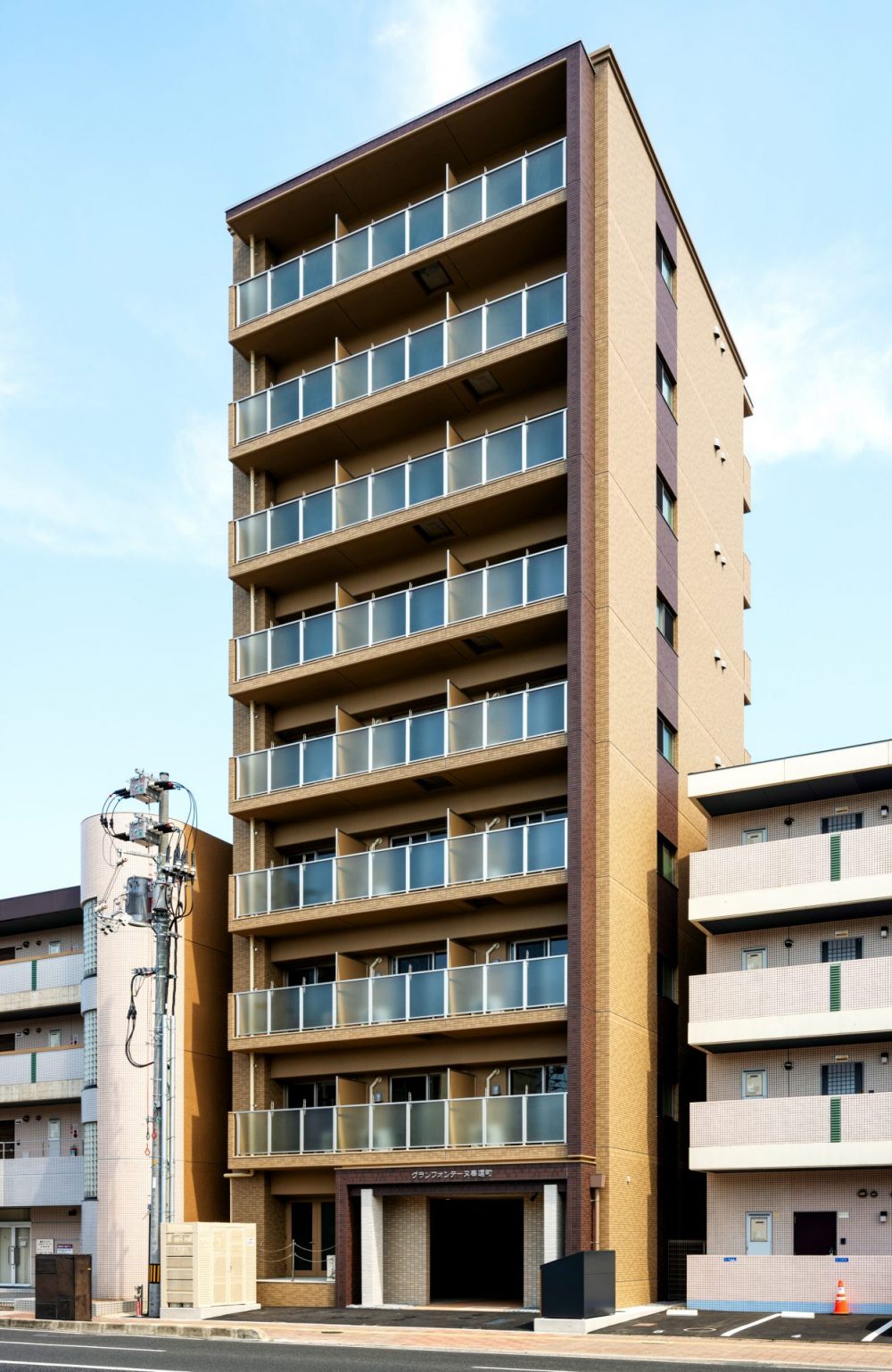 建物外観　グランフォンテーヌ奉還町