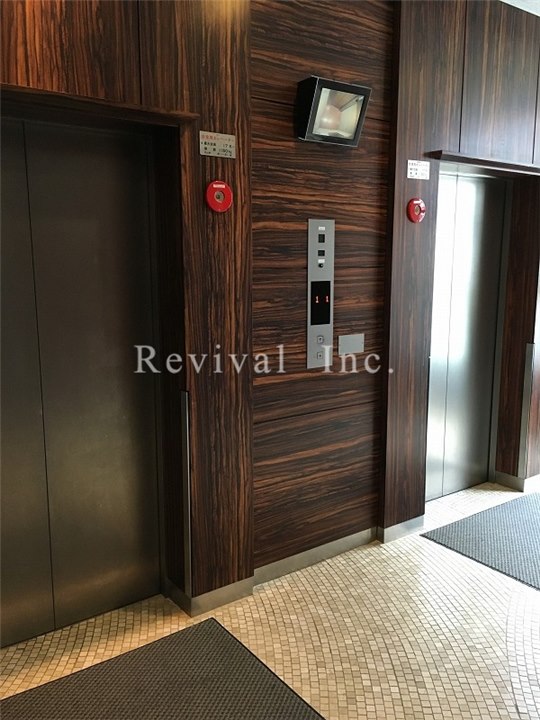 その他共有部分　モニター付きエレベーターで安心です
