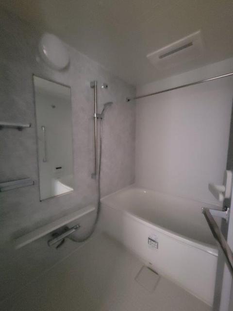 バス・シャワールーム　バスルーム