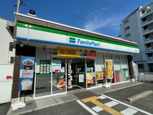 コンビニ　ファミリーマート東三国六丁目店（コンビニ）まで1514m
