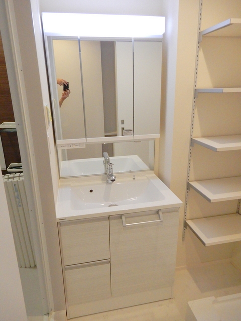 洗面設備　独立洗面化粧台