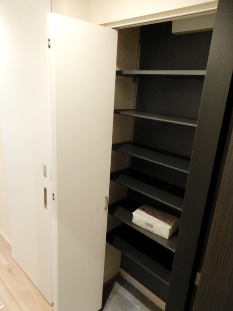 玄関　大容量のシューズクローク