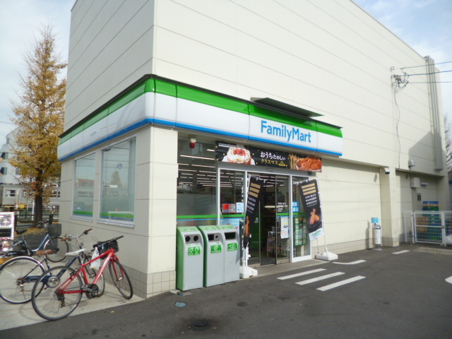 コンビニ　ファミリーマート大田新蒲田二丁目店（コンビニ）まで454m