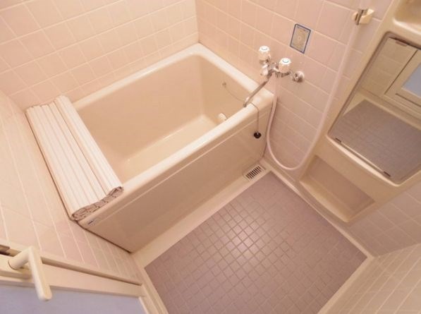 バス・シャワールーム　キレイな浴室です。