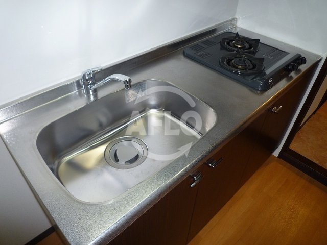 キッチン　フレンシアノイエ難波南　2口ガスシステムキッチン