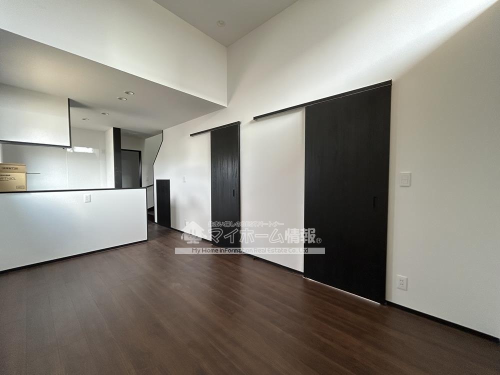 居室・リビング　※内観写真はK号を引用しており、内装が異なる場合がございます