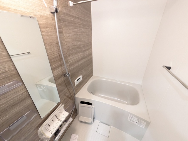 バス・シャワールーム　★追焚き、浴室乾燥機付き★