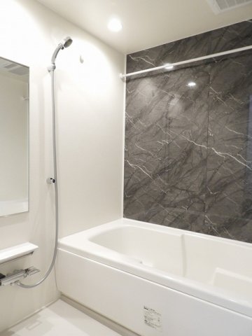 バス・シャワールーム　お風呂です