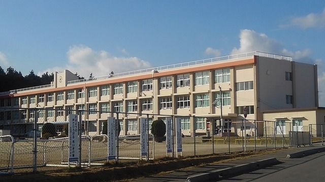 小学校　茨城町立葵小学校（小学校）まで600m