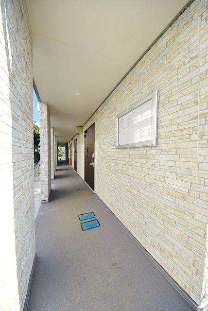 エントランス　★★ＳＥＣＯＭ完備・ネット無料・都市ガス★★