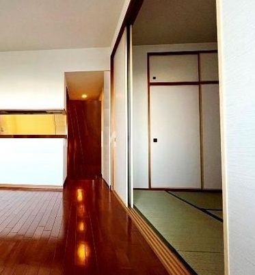 その他部屋・スペース　広くて明るい寝室