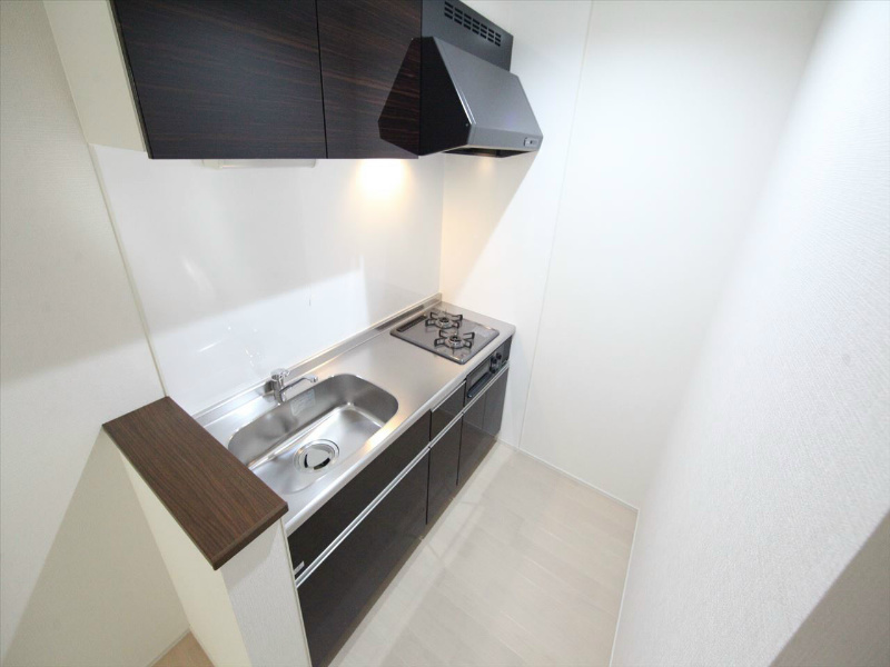 キッチン　システムキッチン（ガス2口コンログリル付）イメージ写真