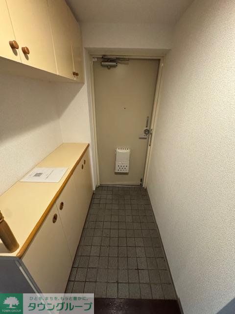 玄関　エントランス