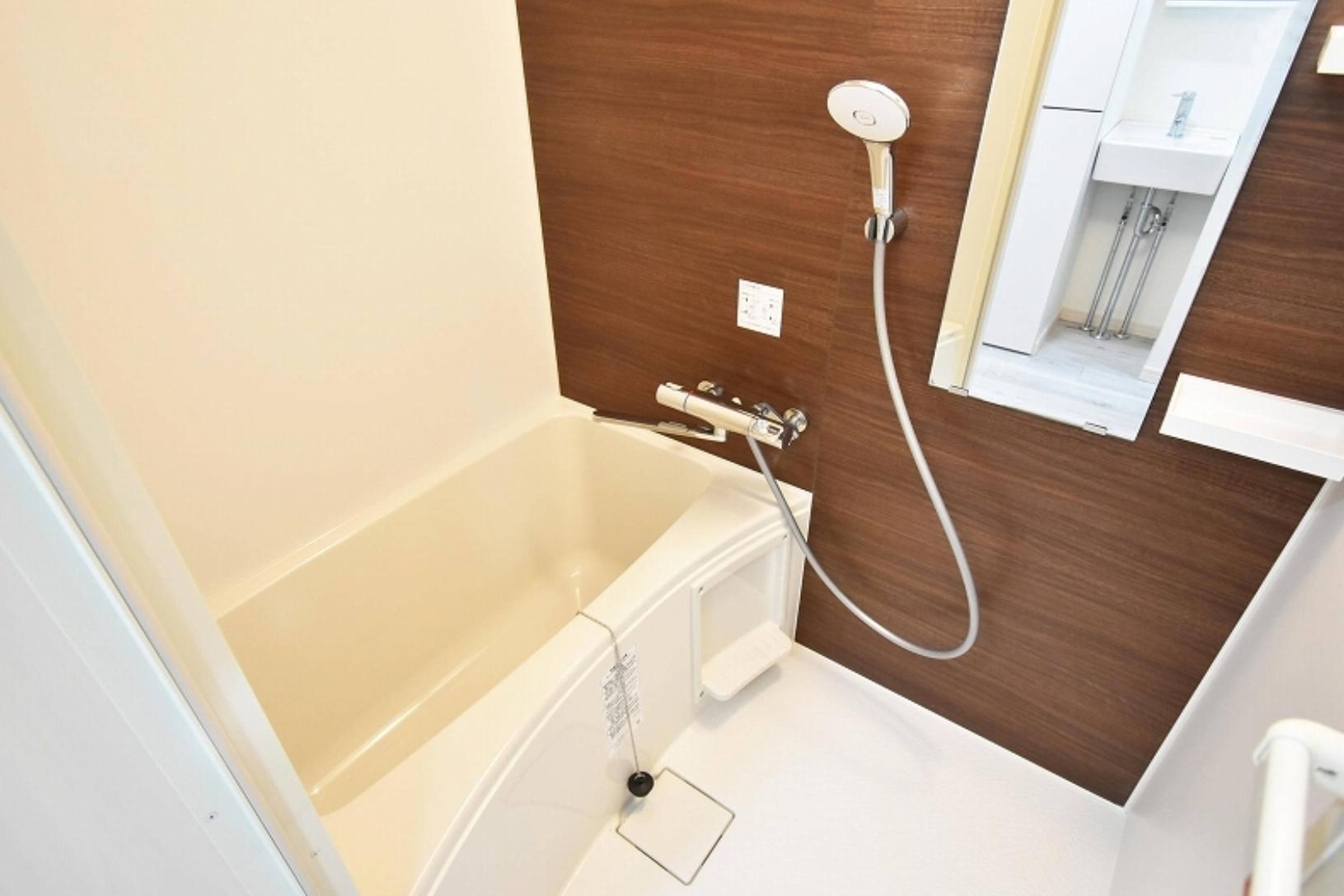 バス・シャワールーム　浴室