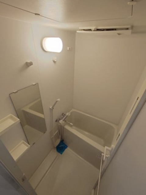 バス・シャワールーム　バスルーム