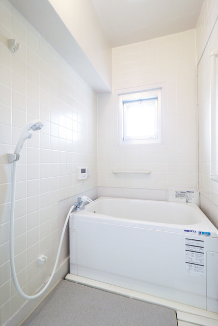 バス・シャワールーム　浴室