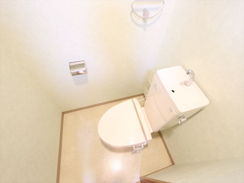 トイレ　温水洗浄便座取り付け可能